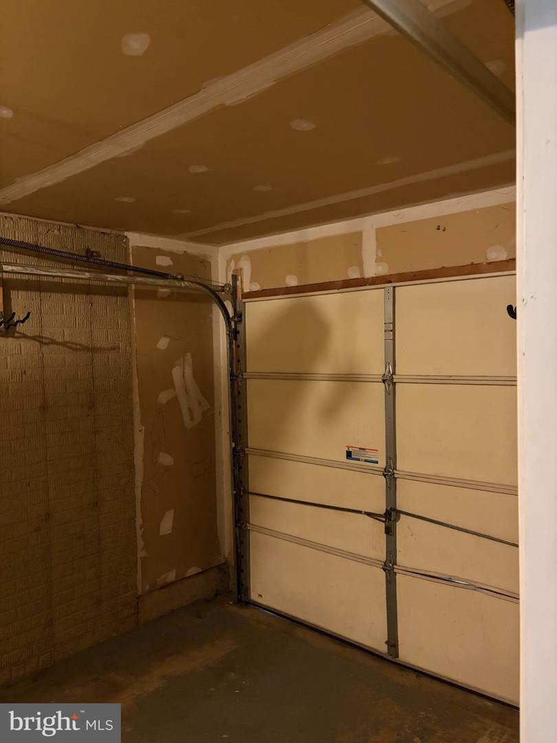 1265 Corbett Pl Property Photo 6