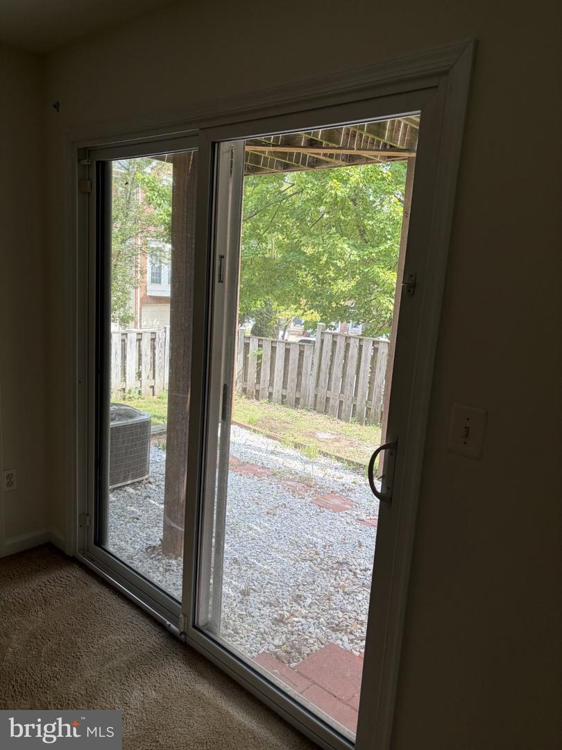 1265 Corbett Pl Property Photo 8