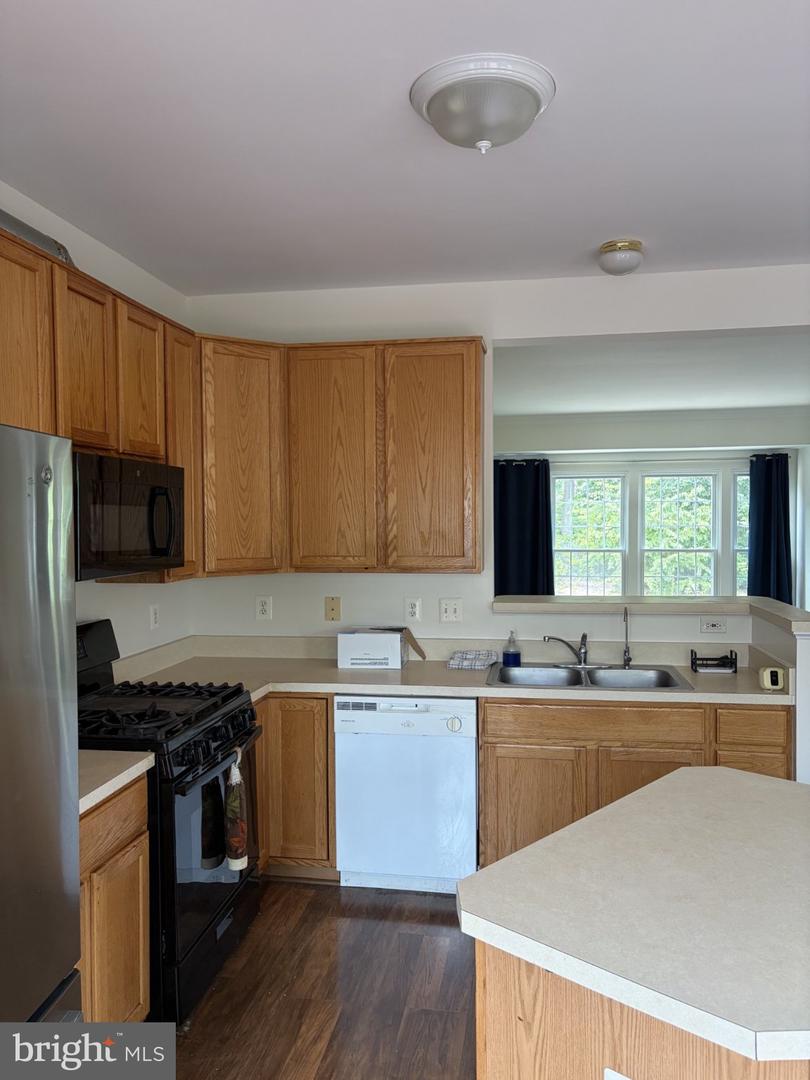 1265 Corbett Pl Property Photo 15