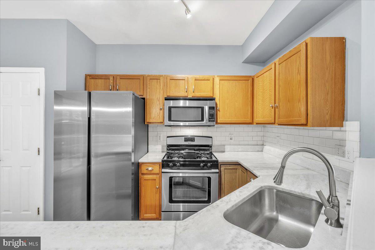 11616 Nellings Pl Property Photo 9