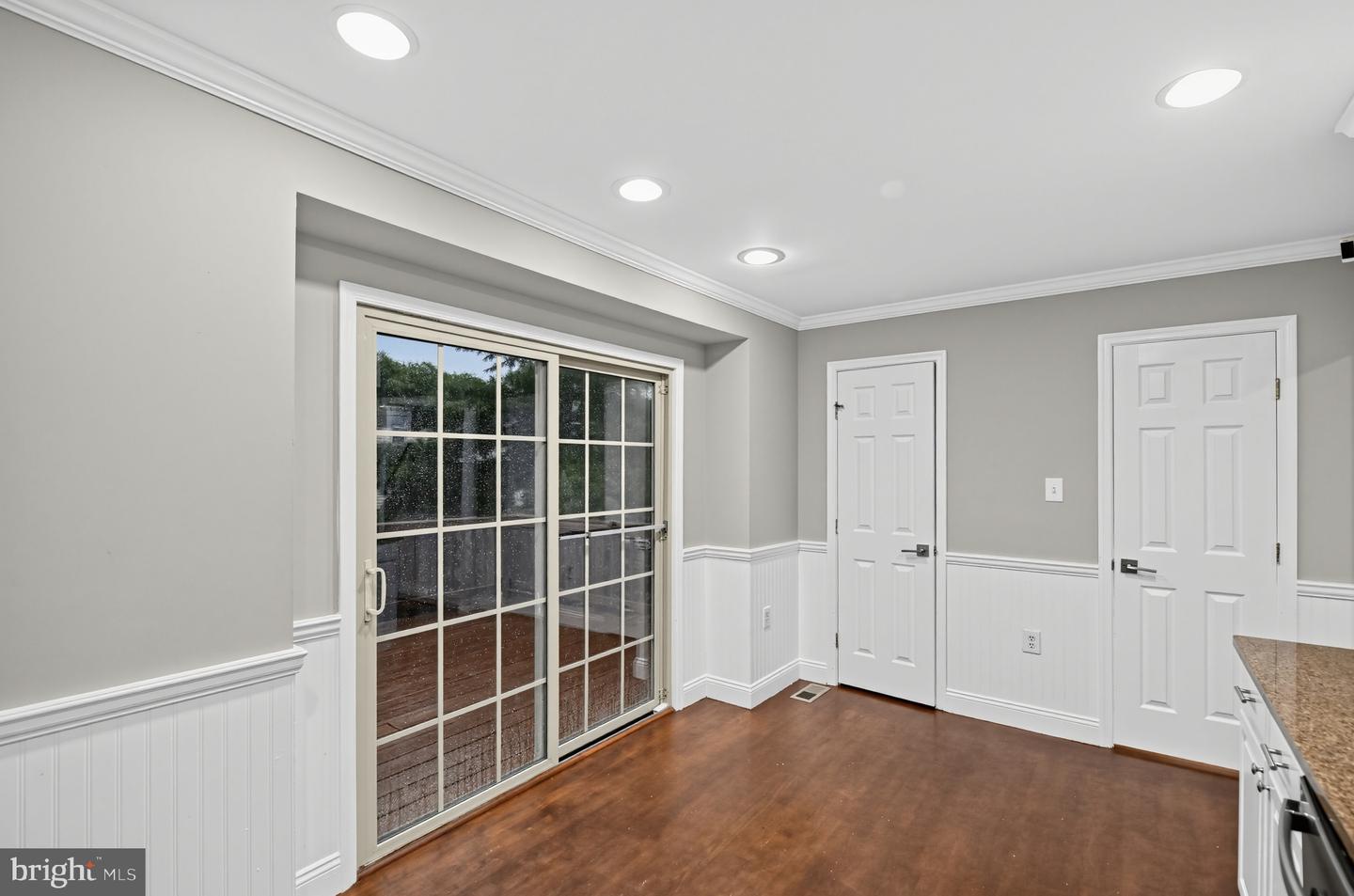 10508 Oronoco Ln Property Photo 11