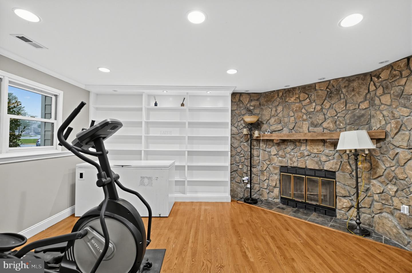 10508 Oronoco Ln Property Photo 12
