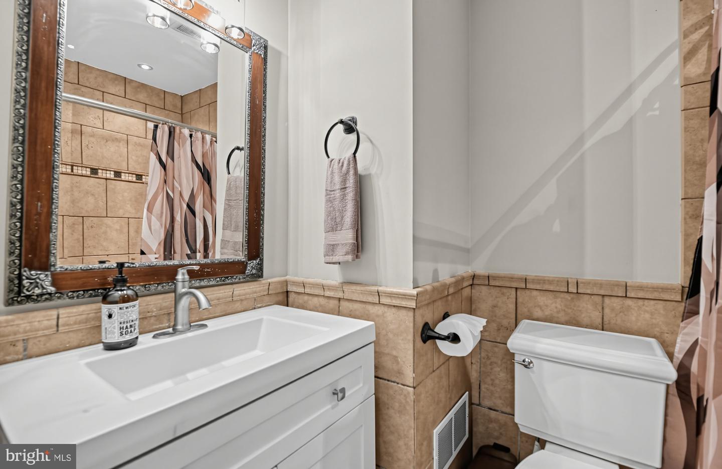 10508 Oronoco Ln Property Photo 20
