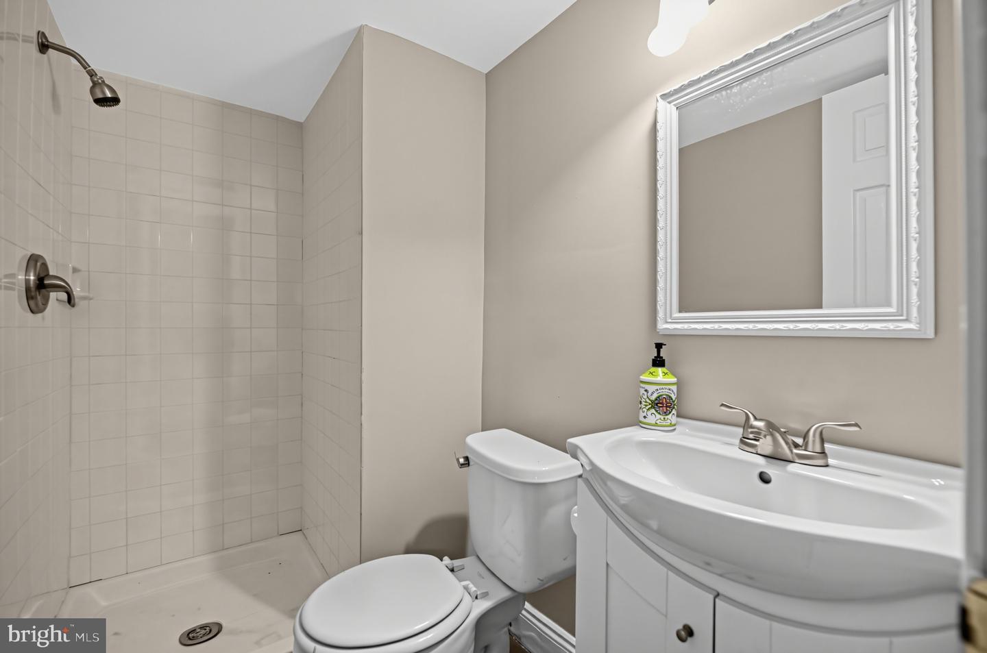 10508 Oronoco Ln Property Photo 21