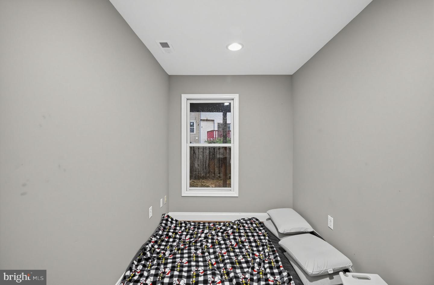 10508 Oronoco Ln Property Photo 25