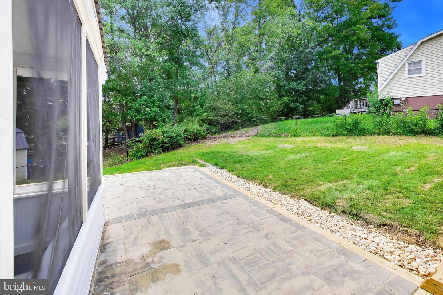 4401 Kentmore Dr Property Photo 9