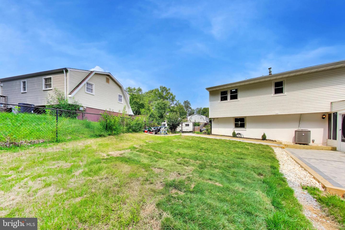4401 Kentmore Dr Property Photo 28