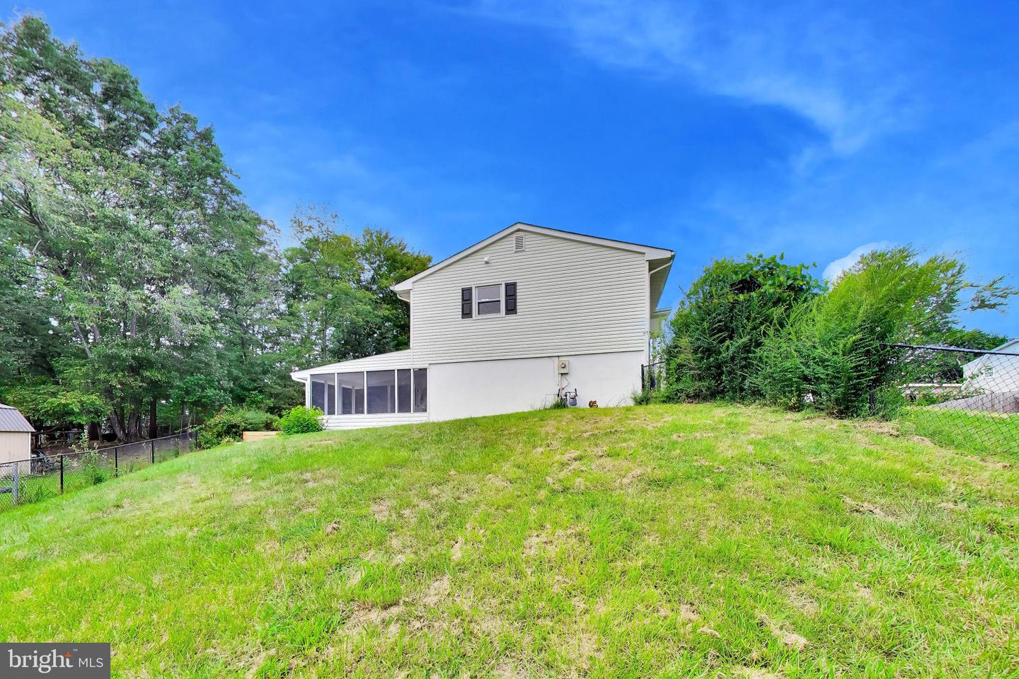 4401 Kentmore Dr Property Photo 32