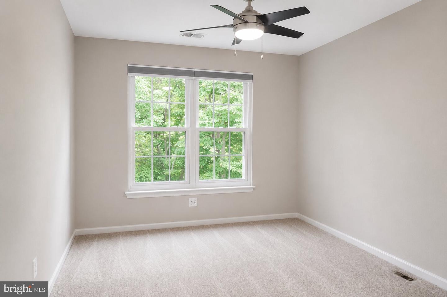 4876 Ebb Tide Ct Property Photo 15
