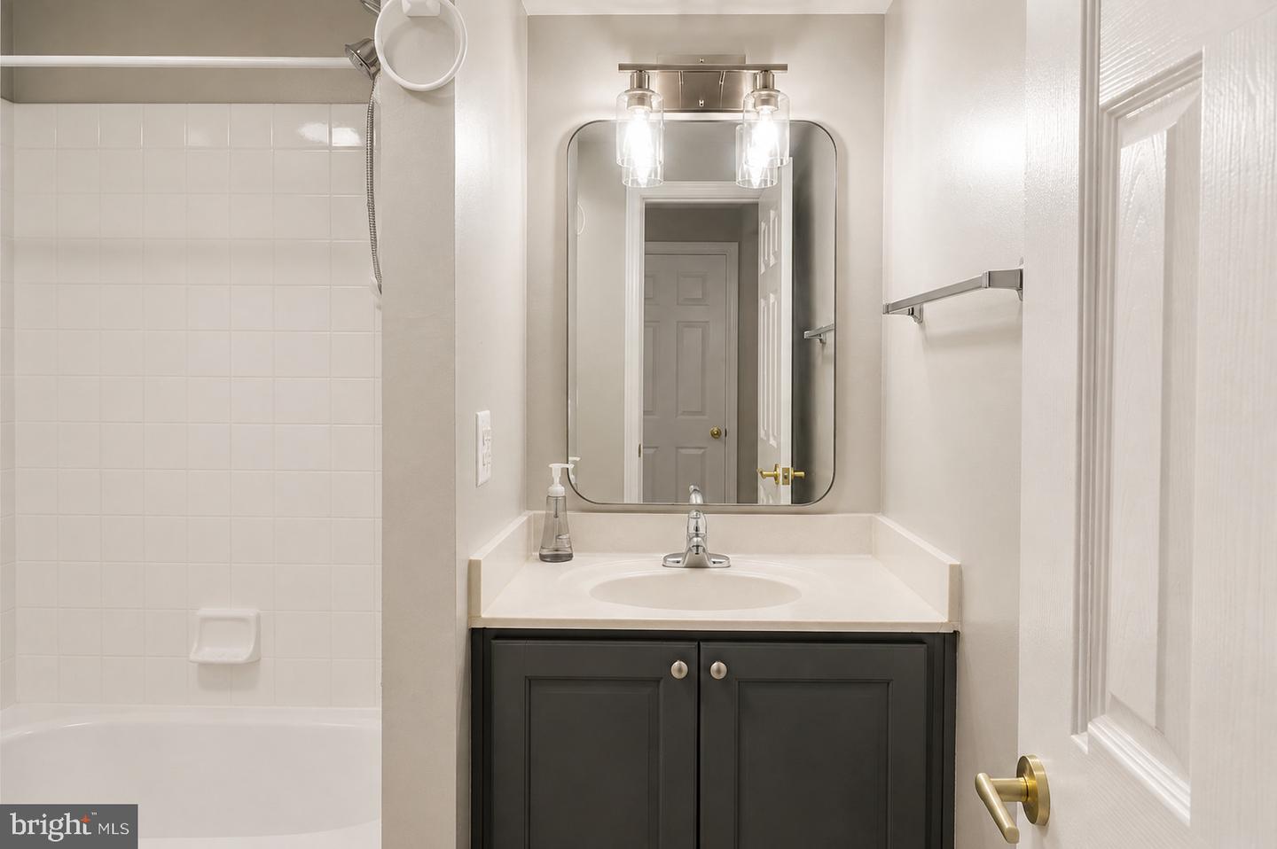 4876 Ebb Tide Ct Property Photo 19