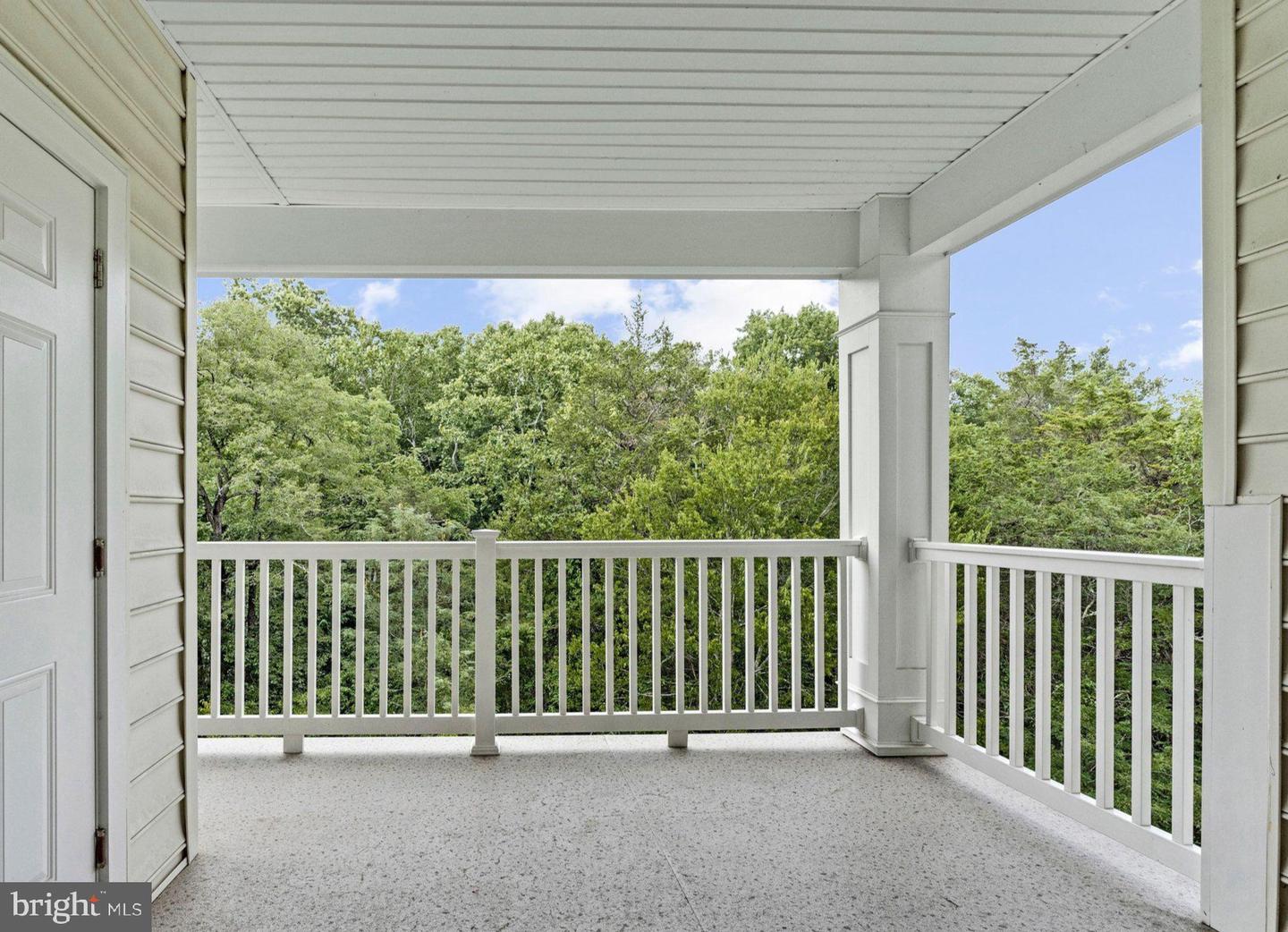 15140 Heather Mill Ln #404 Property Photo 2