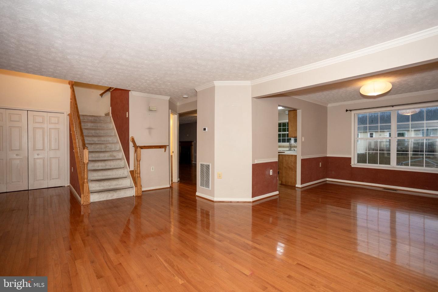 10412 Labrador Loop Property Photo 24