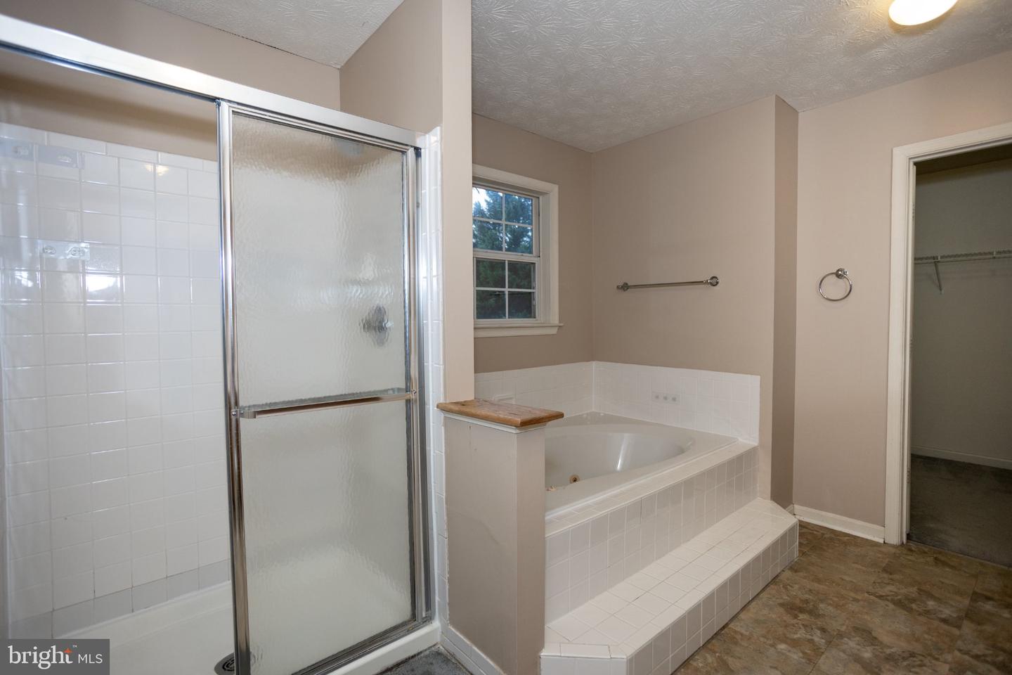 10412 Labrador Loop Property Photo 31