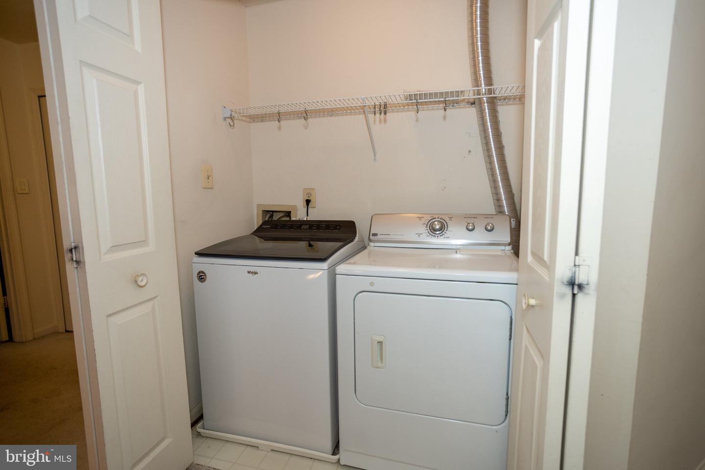 10412 Labrador Loop Property Photo 37