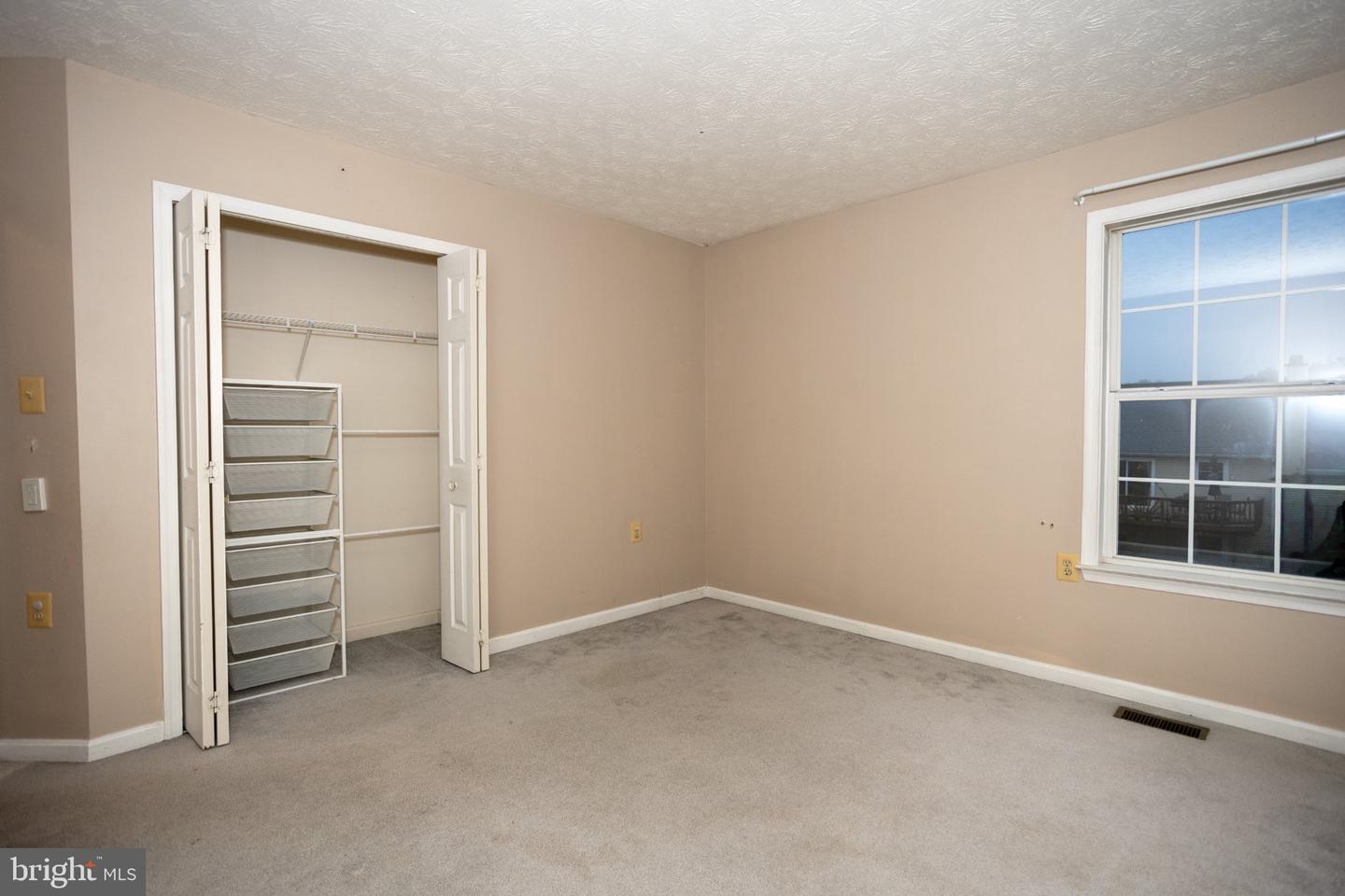 10412 Labrador Loop Property Photo 47