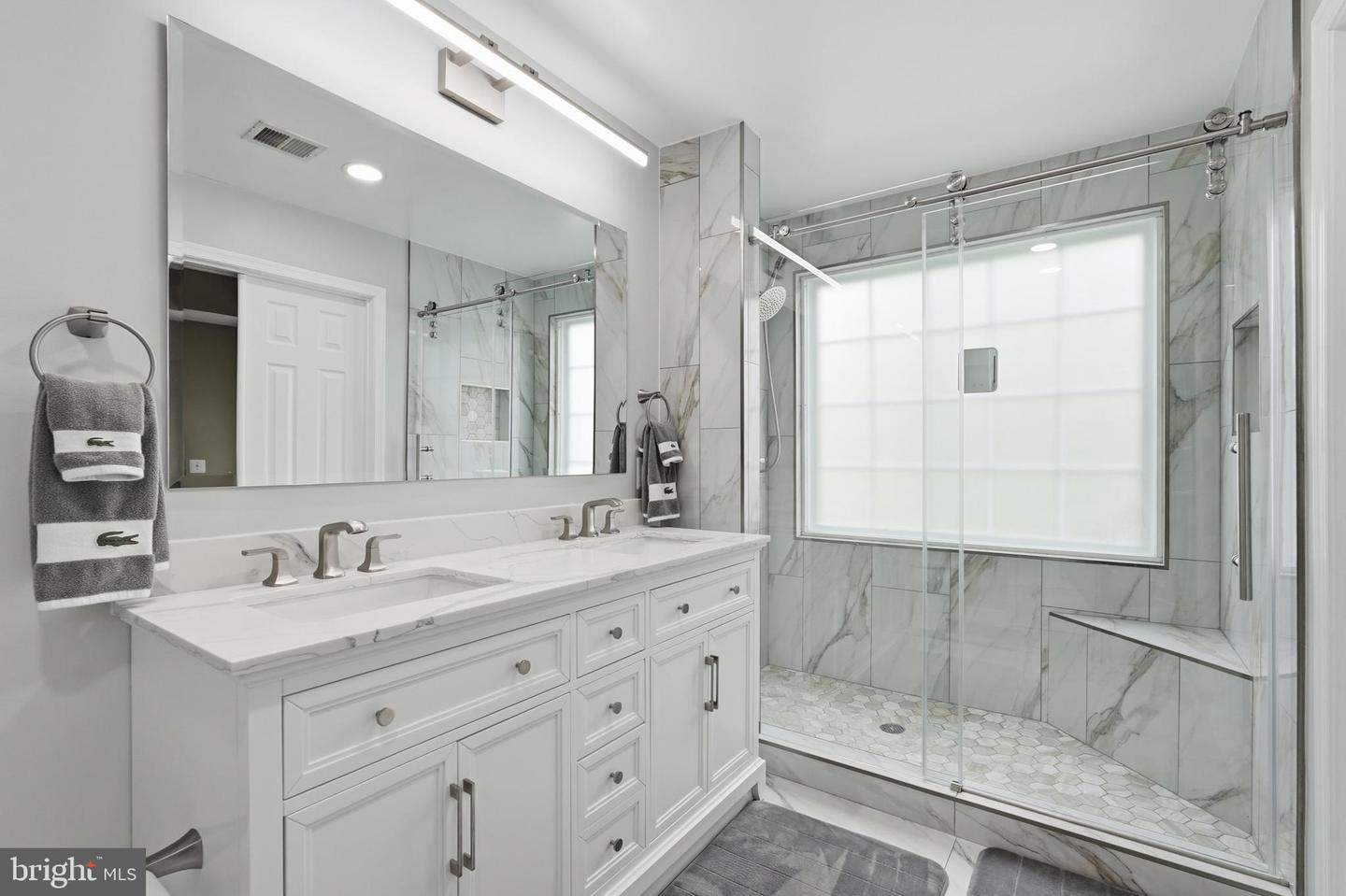2205 Greywing St Property Photo 2