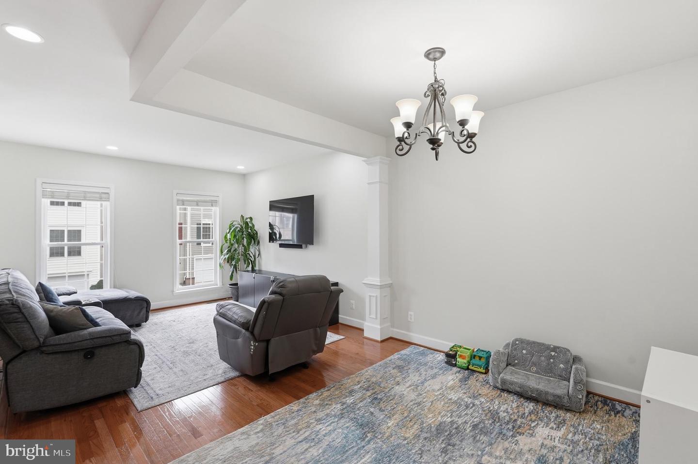 2205 Greywing St Property Photo 11