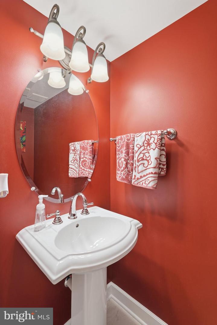 2205 Greywing St Property Photo 17