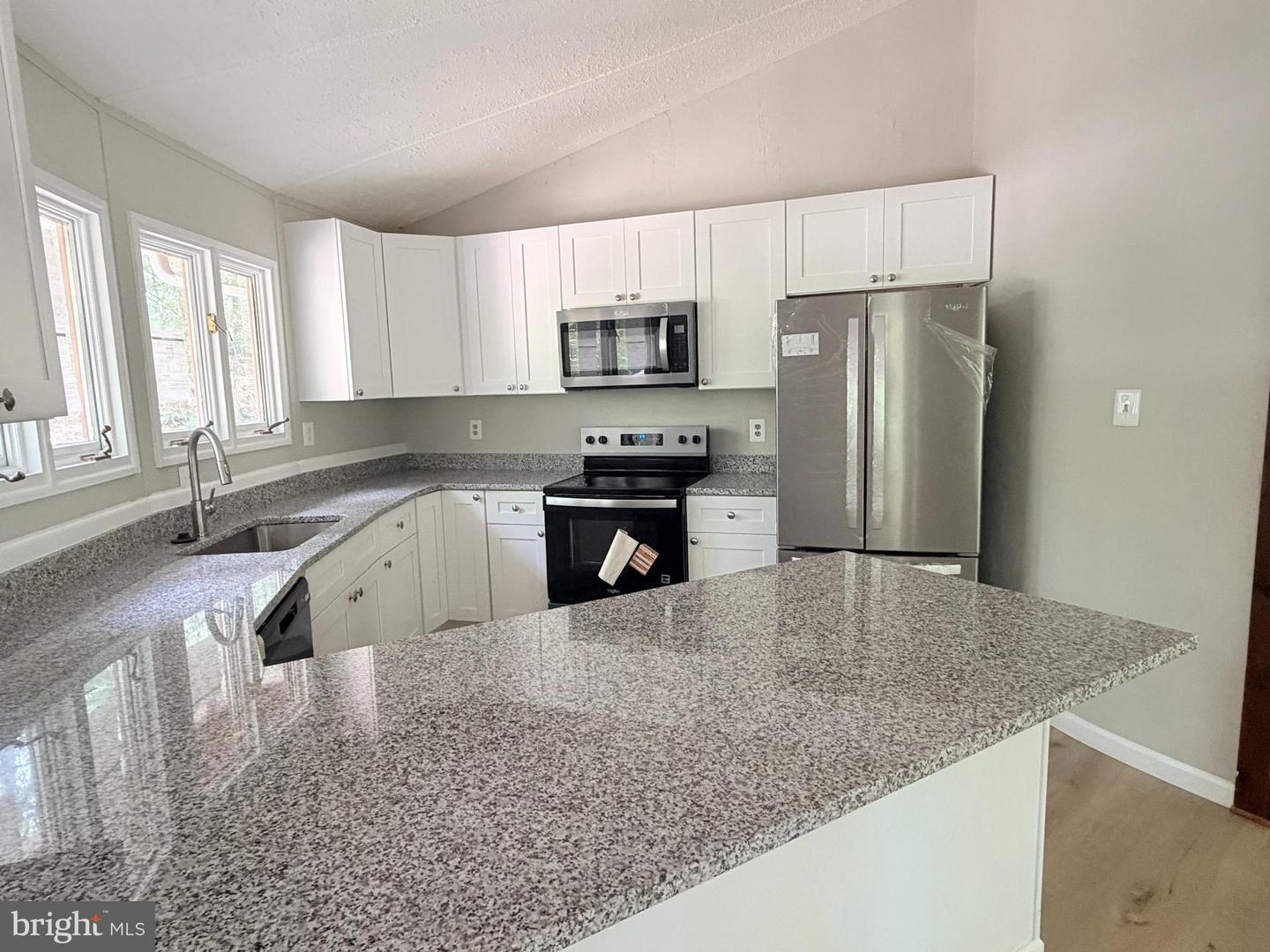 8133 Counselor Rd Property Photo 21