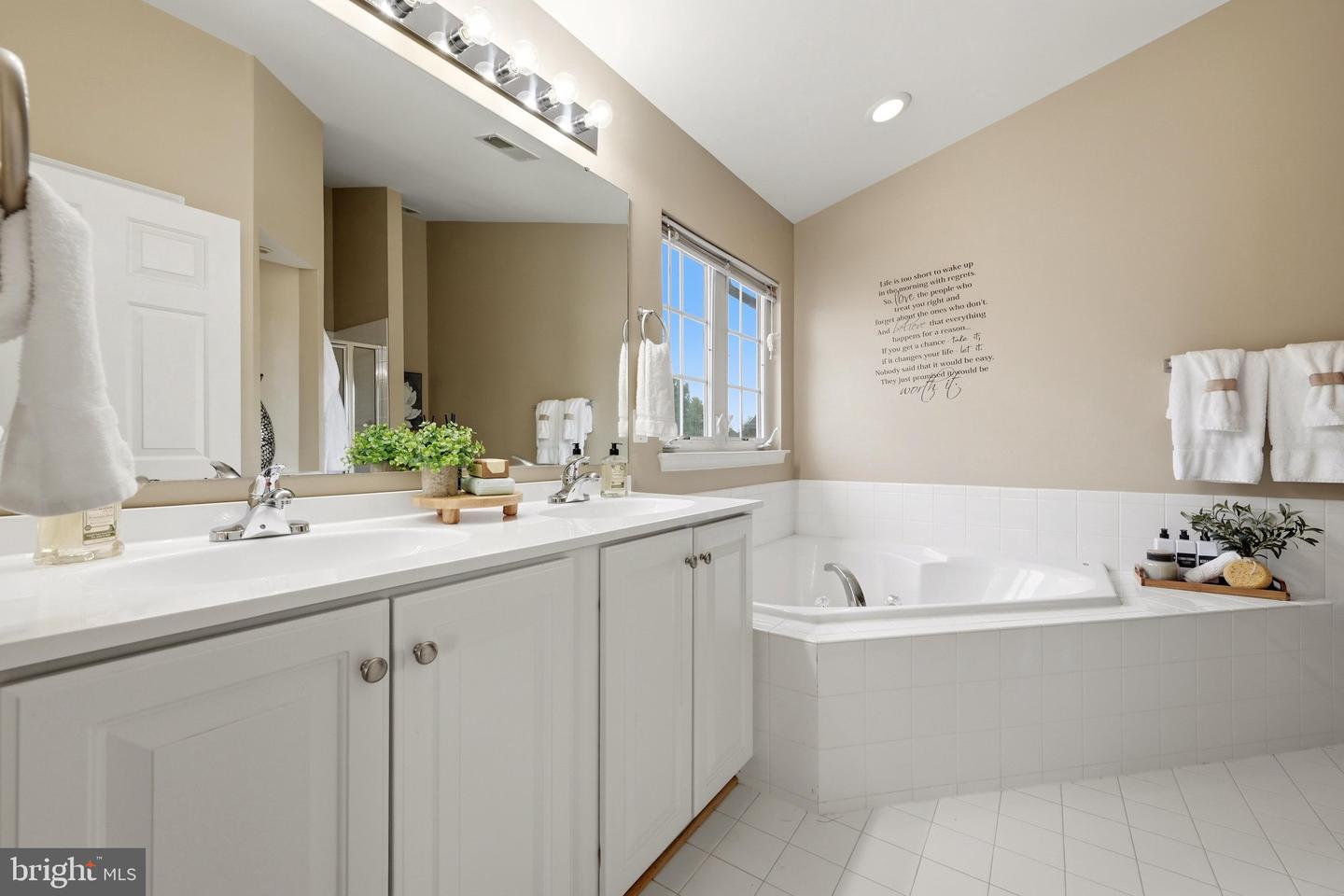 17037 Loftridge Ln Property Photo 36