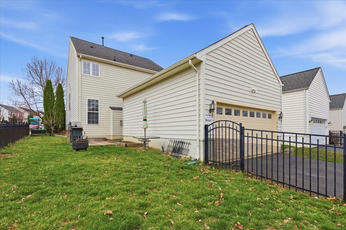 17037 Loftridge Ln Property Photo 65