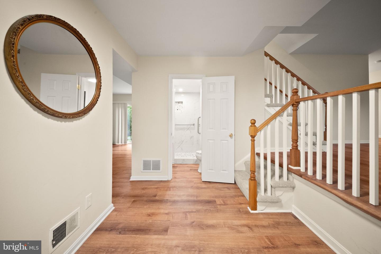 8212 Macbeth St Property Photo 6
