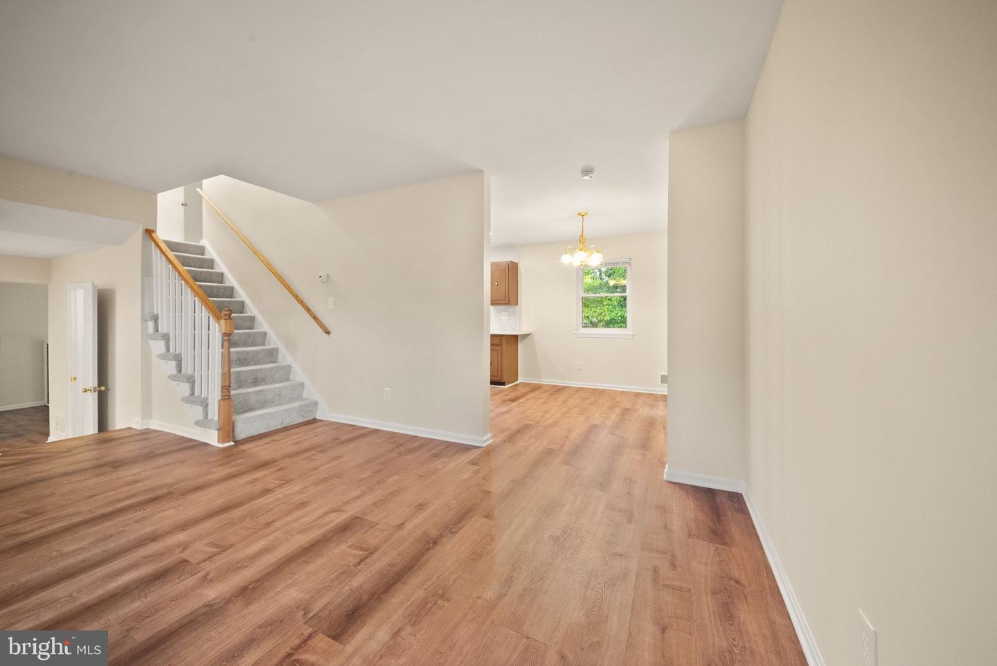 8212 Macbeth St Property Photo 8