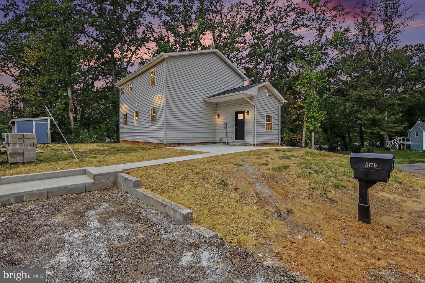 3179 Oakmont Ave Property Photo 8
