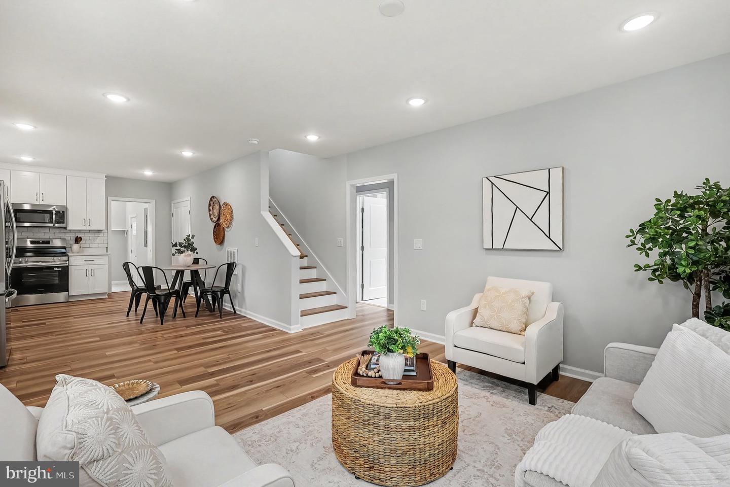 3179 Oakmont Ave Property Photo 10