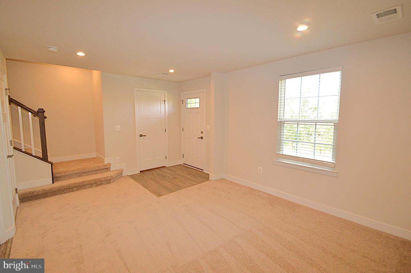 11328 Willow Green Cir Property Photo 7