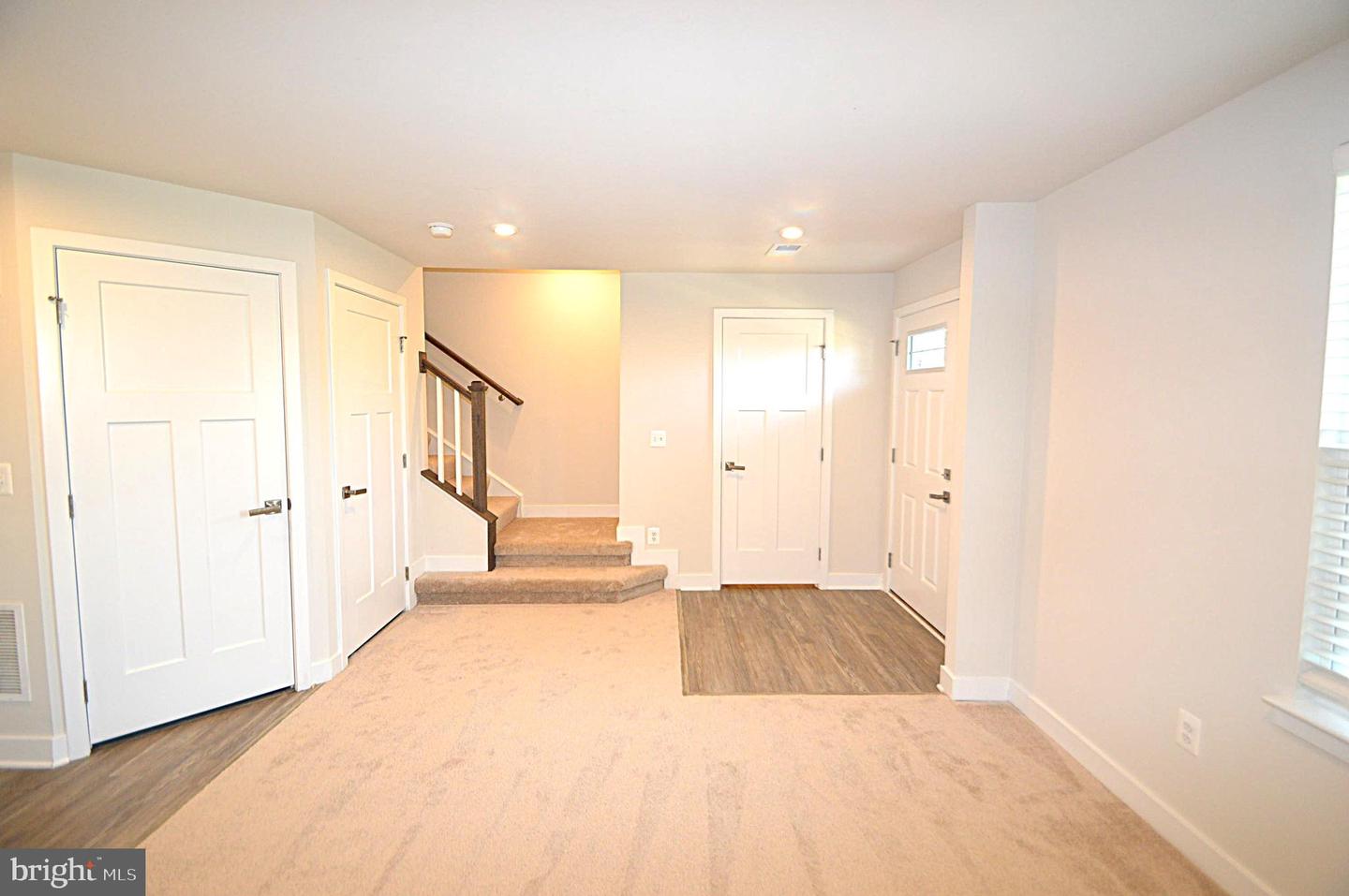 11328 Willow Green Cir Property Photo 8
