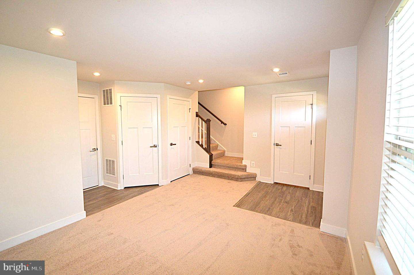 11328 Willow Green Cir Property Photo 9