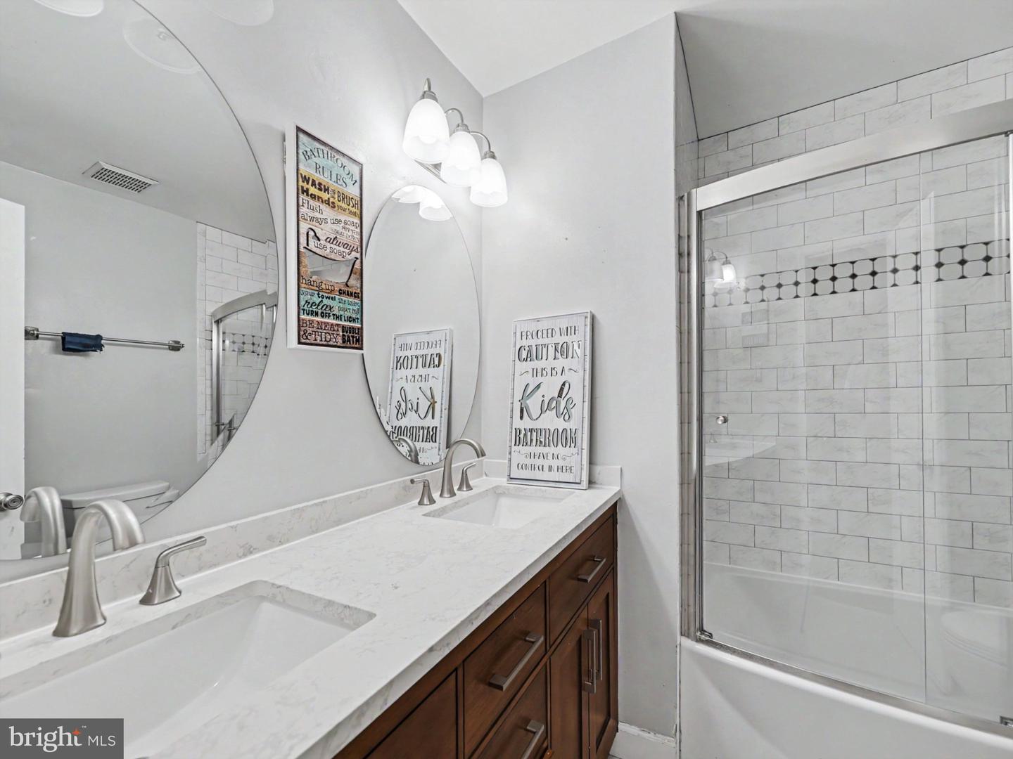 16101 Indus Dr Property Photo 21