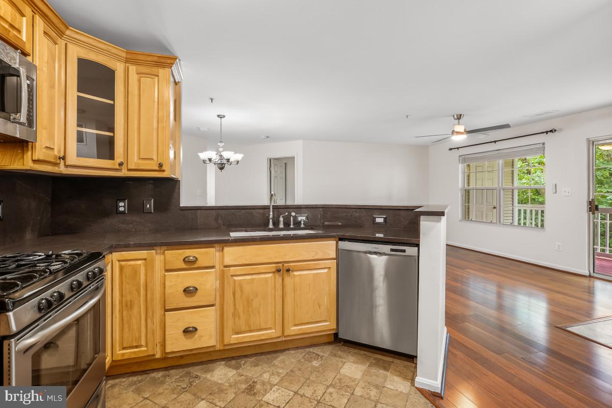 11001 Kinship Ct #203 Property Photo 13