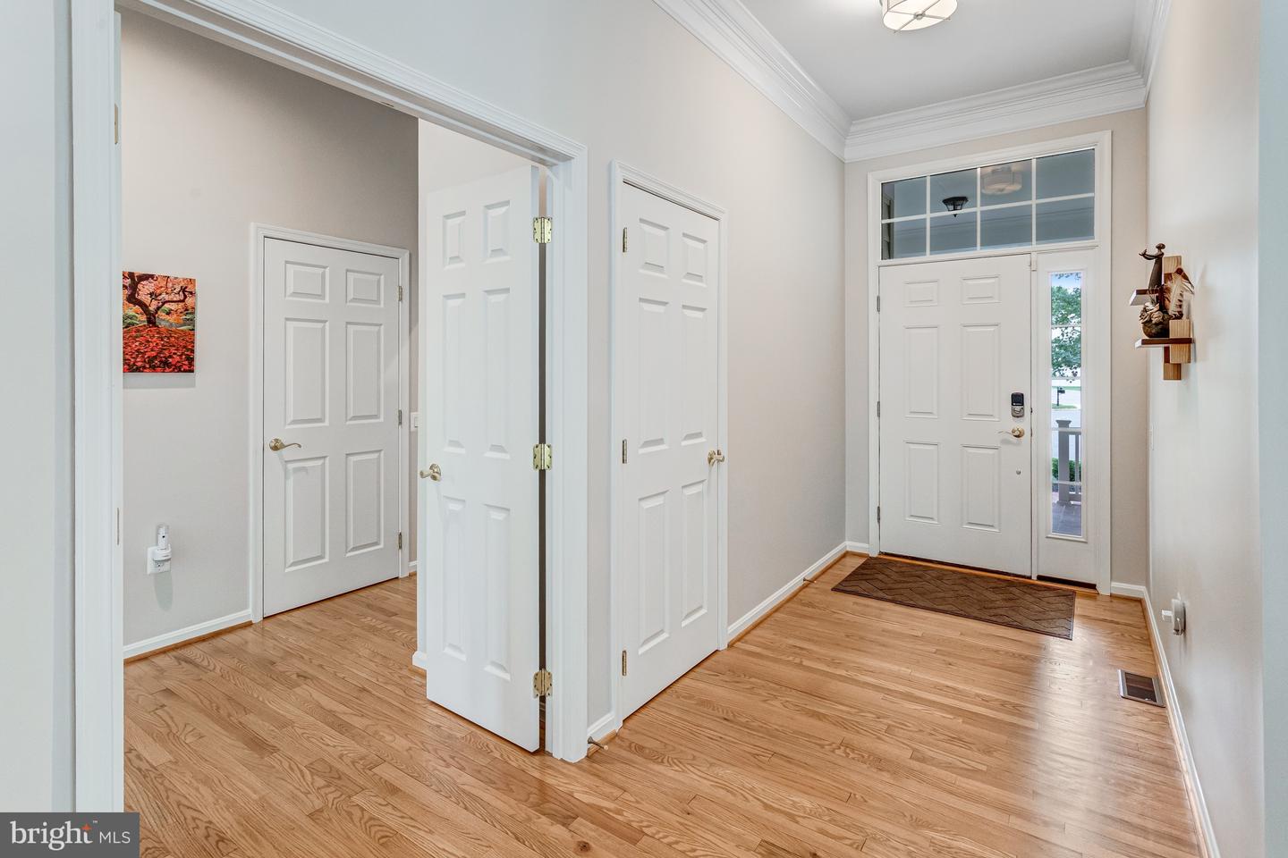 9450 Raith Ct Property Photo 6