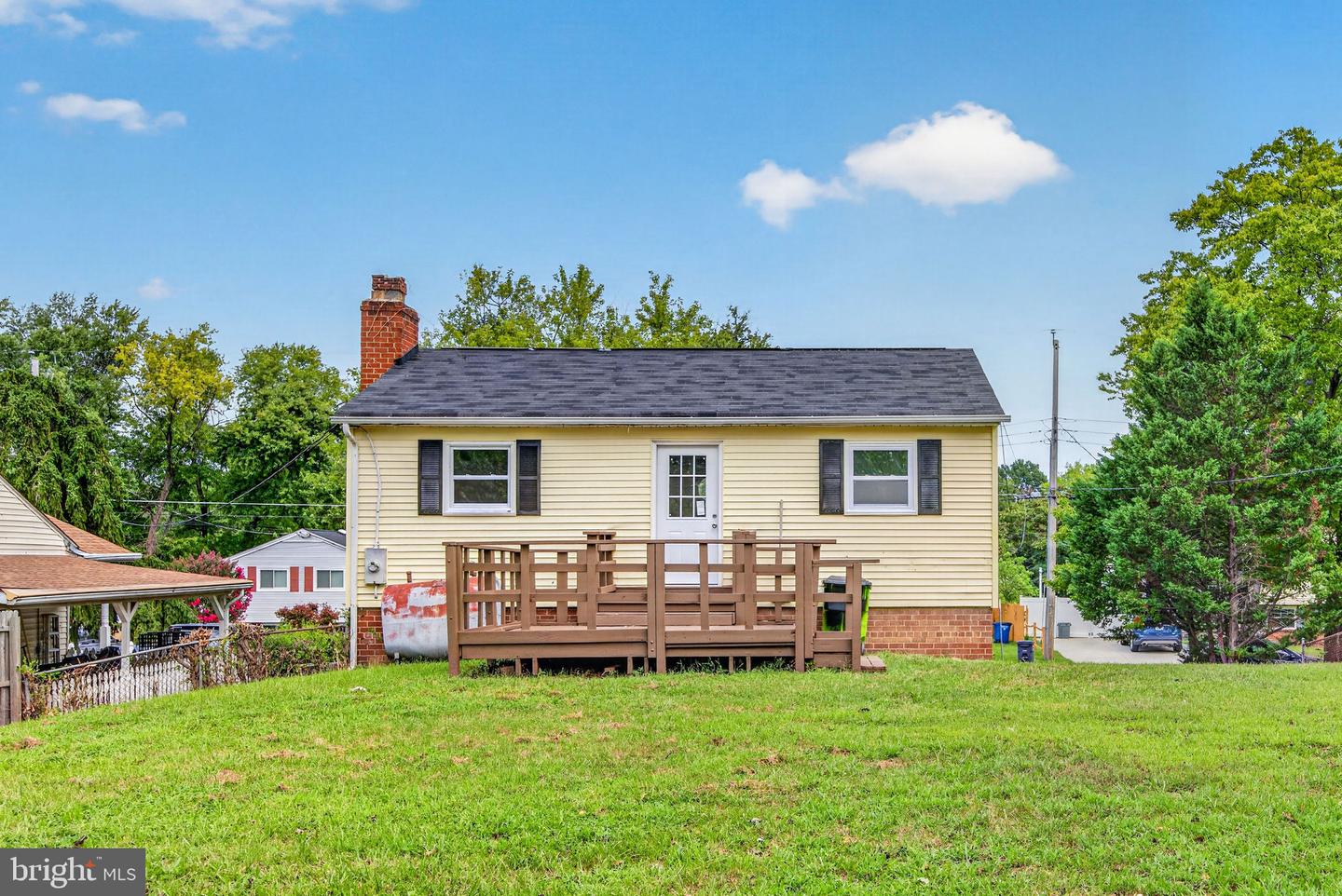 13208 Alison St Property Photo 29
