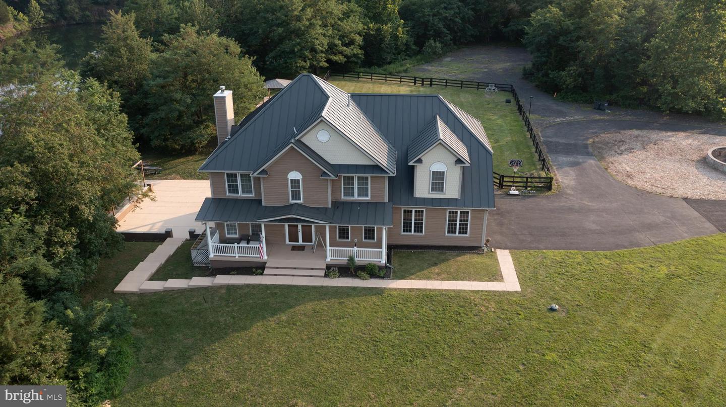 1101 Mountain Rd Property Photo 1