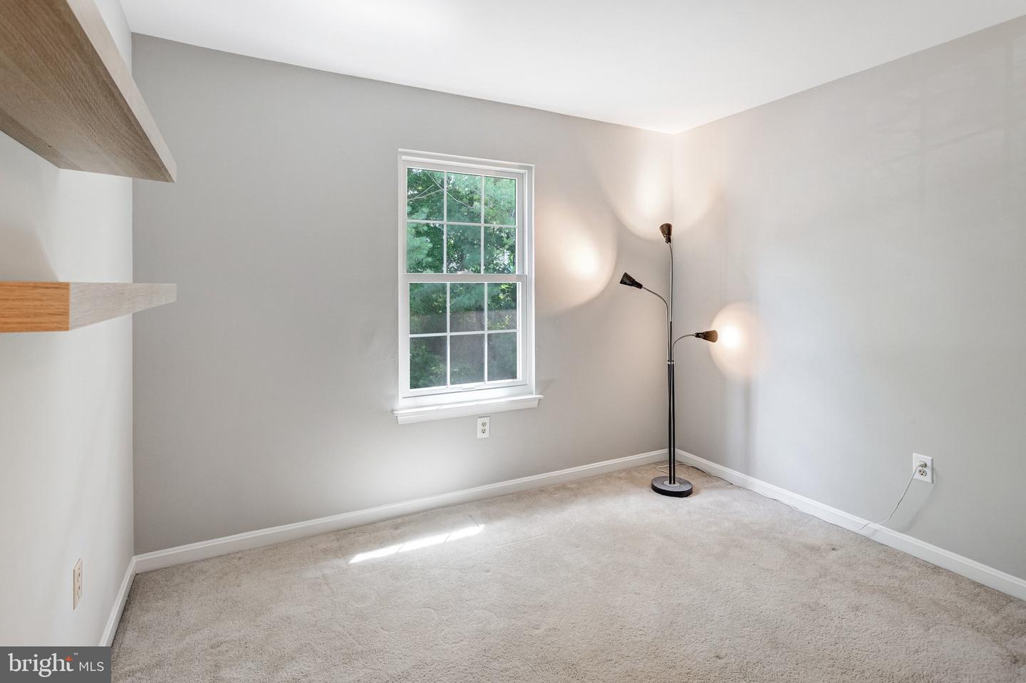 15324 Waters Edge Ct Property Photo 16
