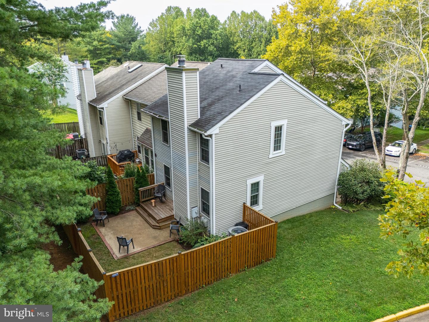 15324 Waters Edge Ct Property Photo 32