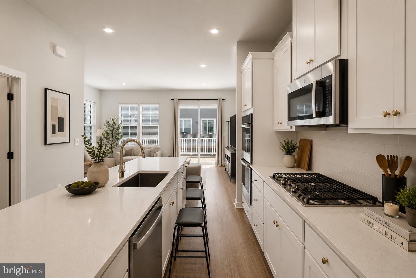 18351 Moss Garden Rd Property Photo 10