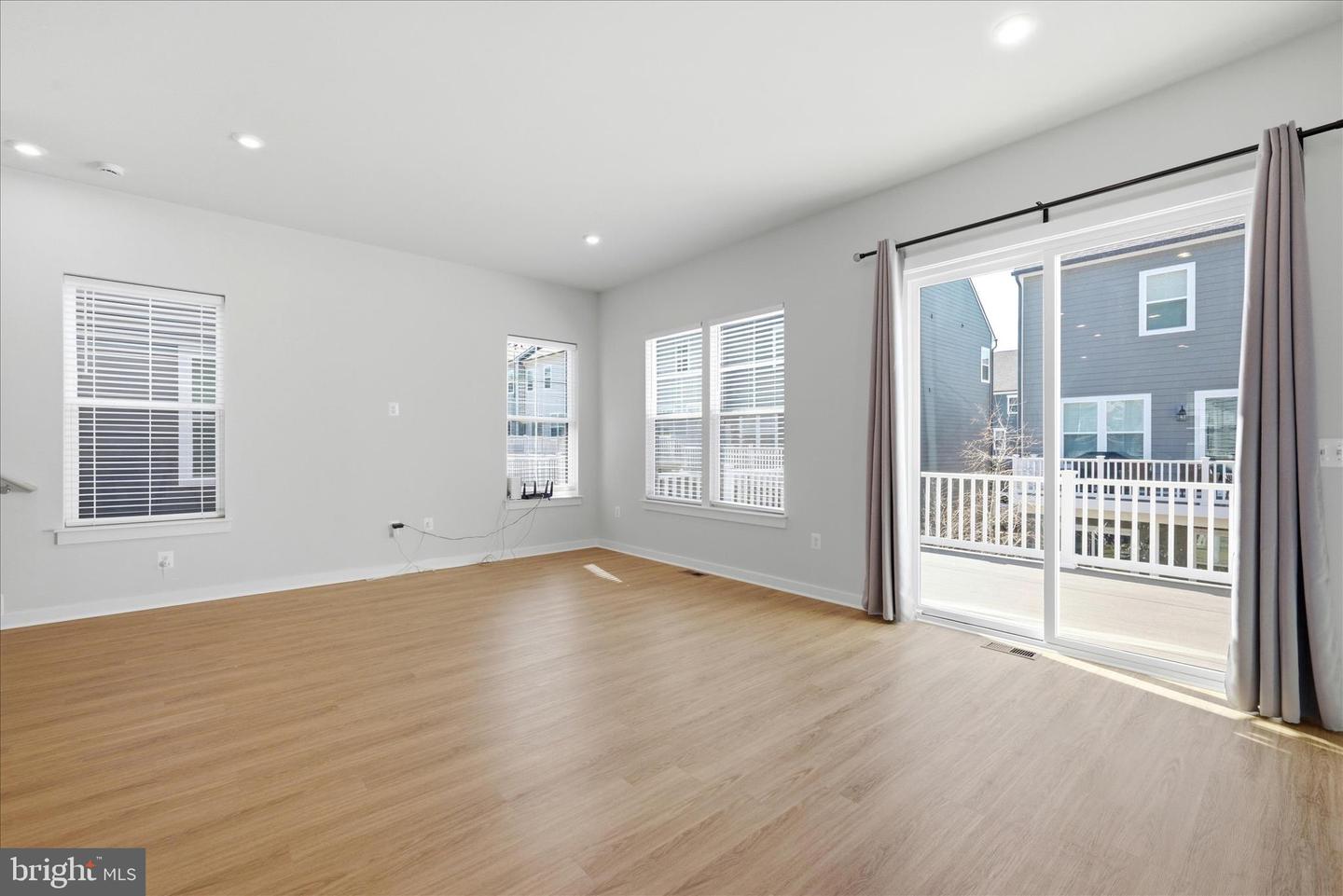 18351 Moss Garden Rd Property Photo 20