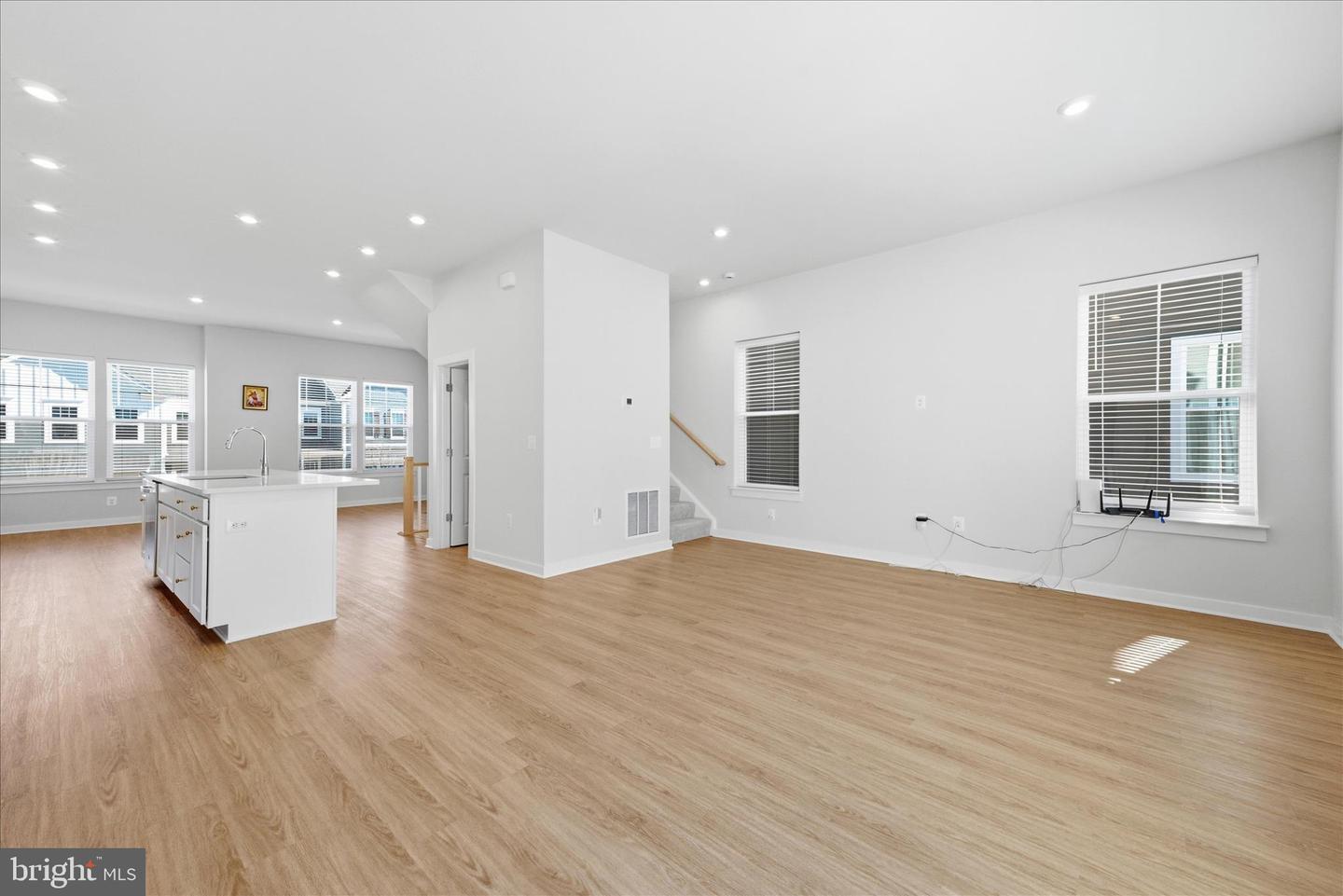 18351 Moss Garden Rd Property Photo 22