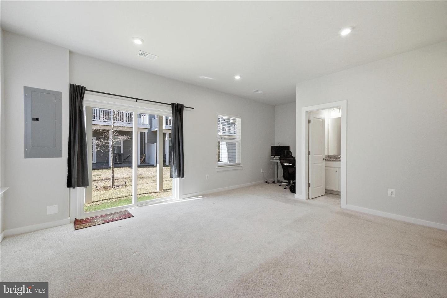 18351 Moss Garden Rd Property Photo 28
