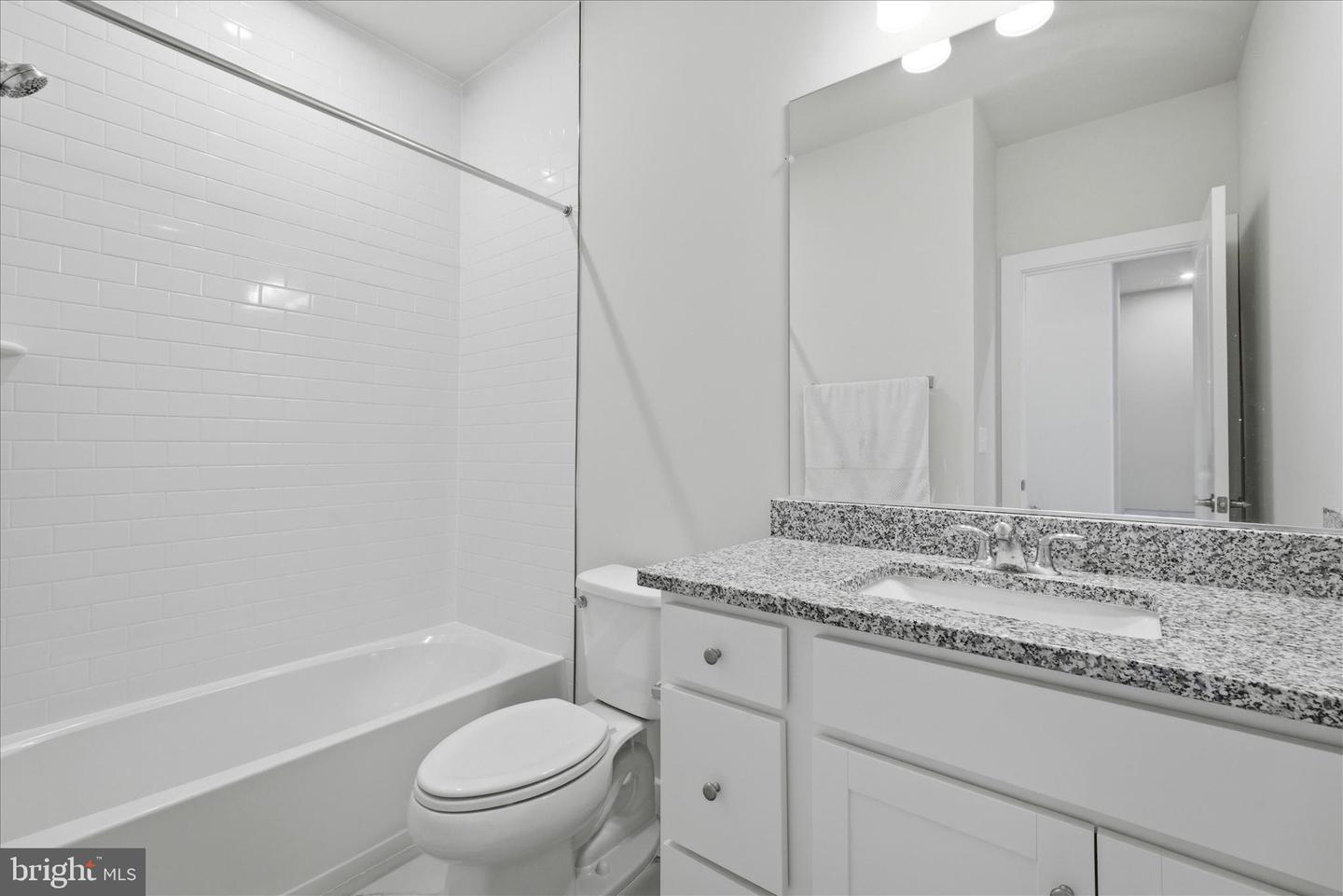 18351 Moss Garden Rd Property Photo 37