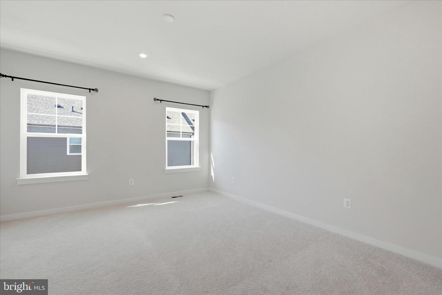 18351 Moss Garden Rd Property Photo 39