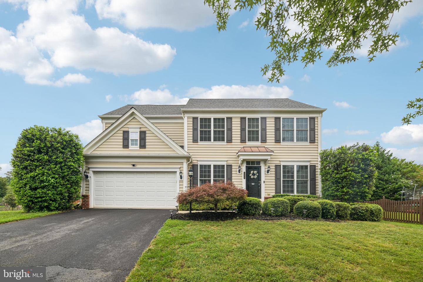 10810 VALLEY FALLS CT