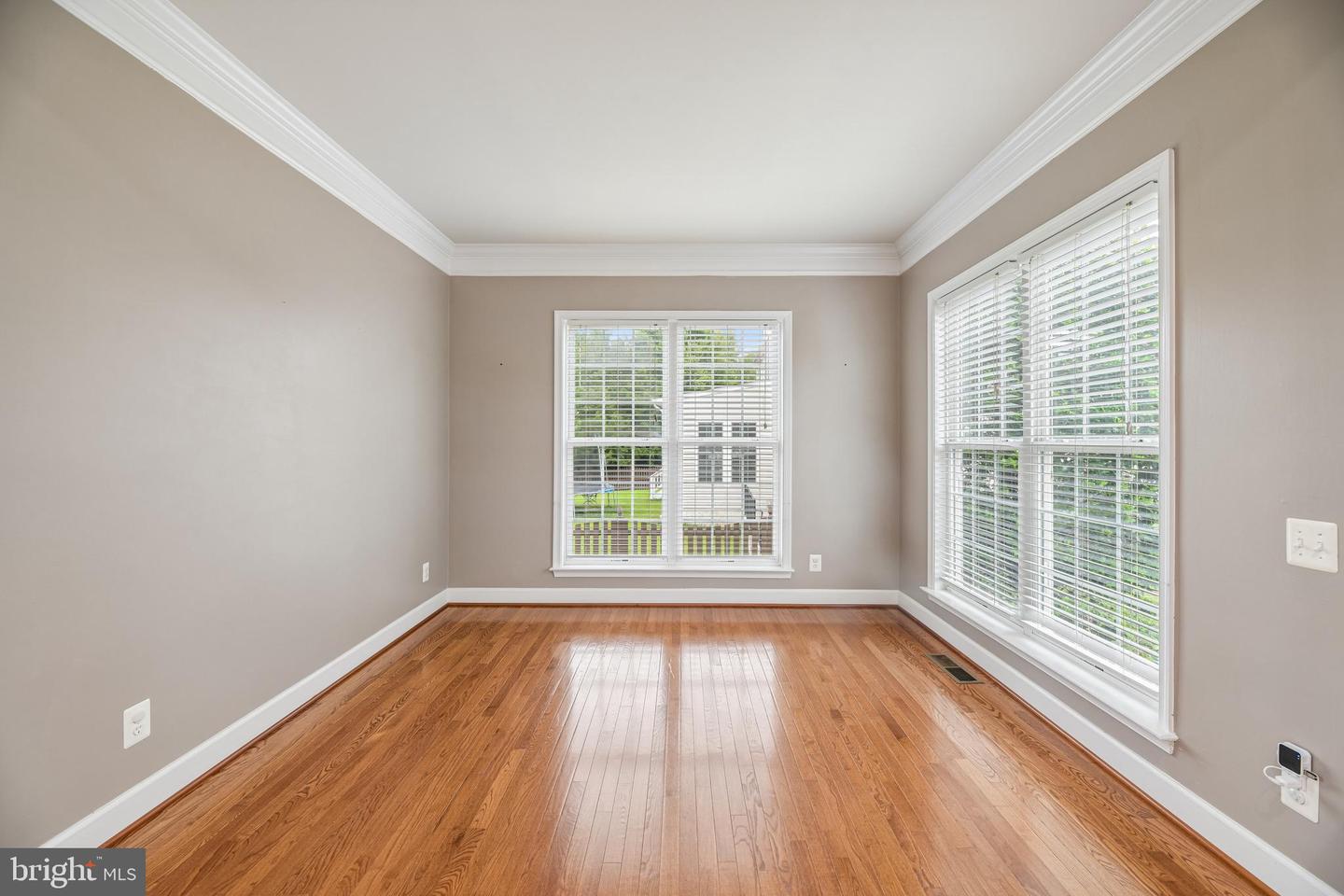 10810 Valley Falls Ct Property Photo 12