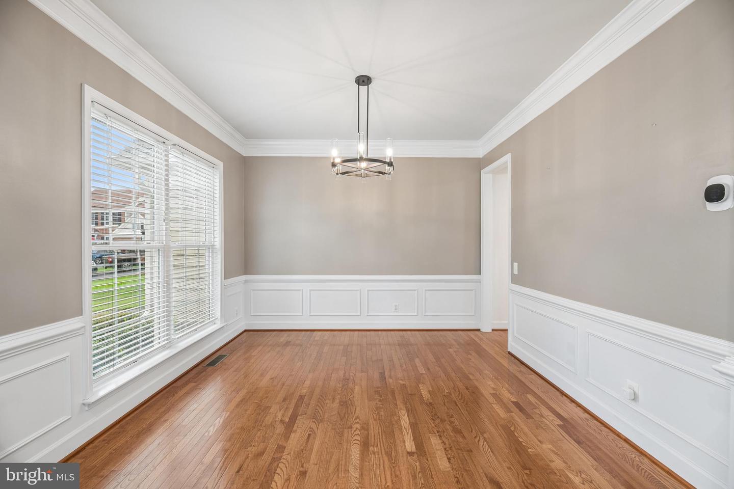 10810 Valley Falls Ct Property Photo 17