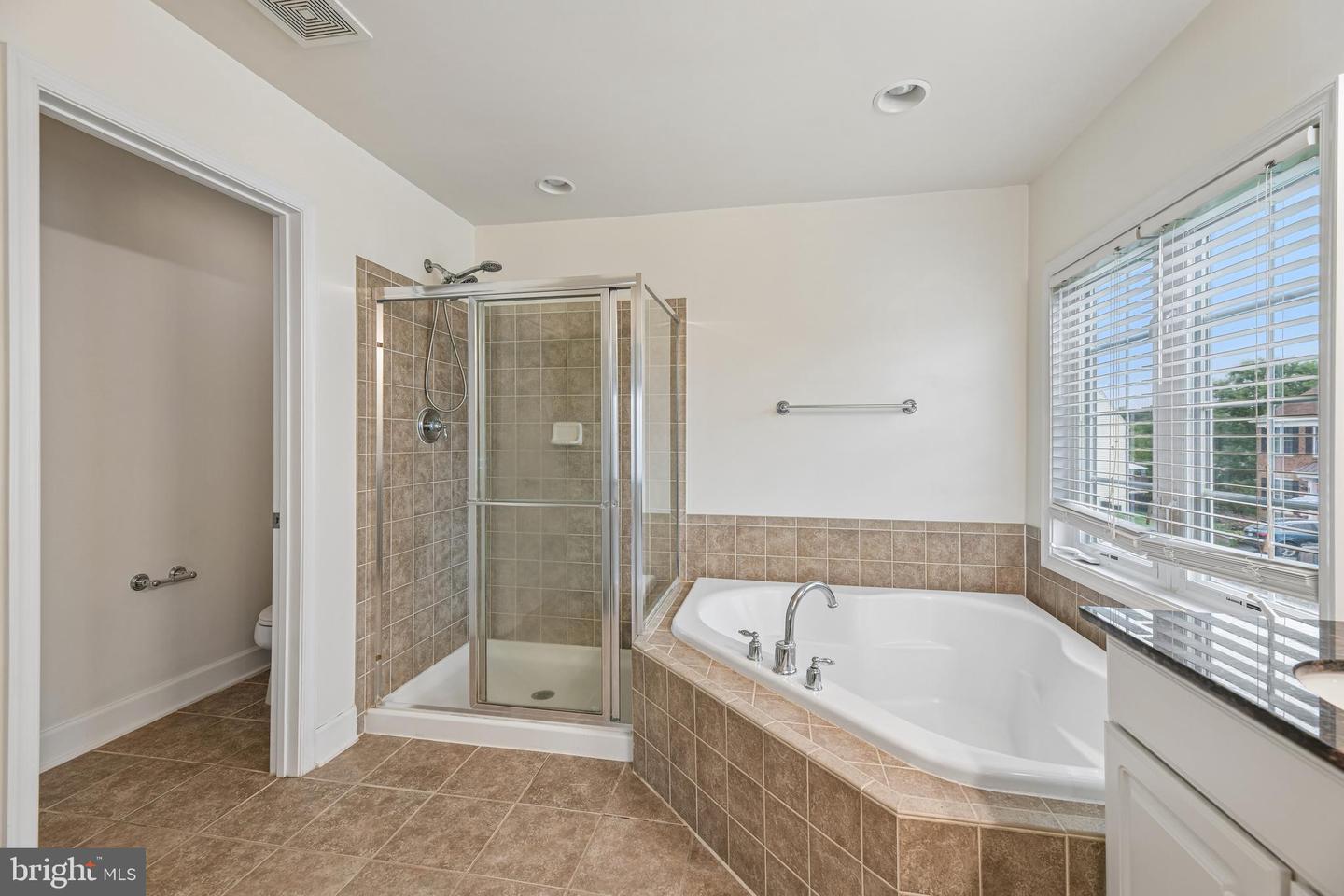 10810 Valley Falls Ct Property Photo 47