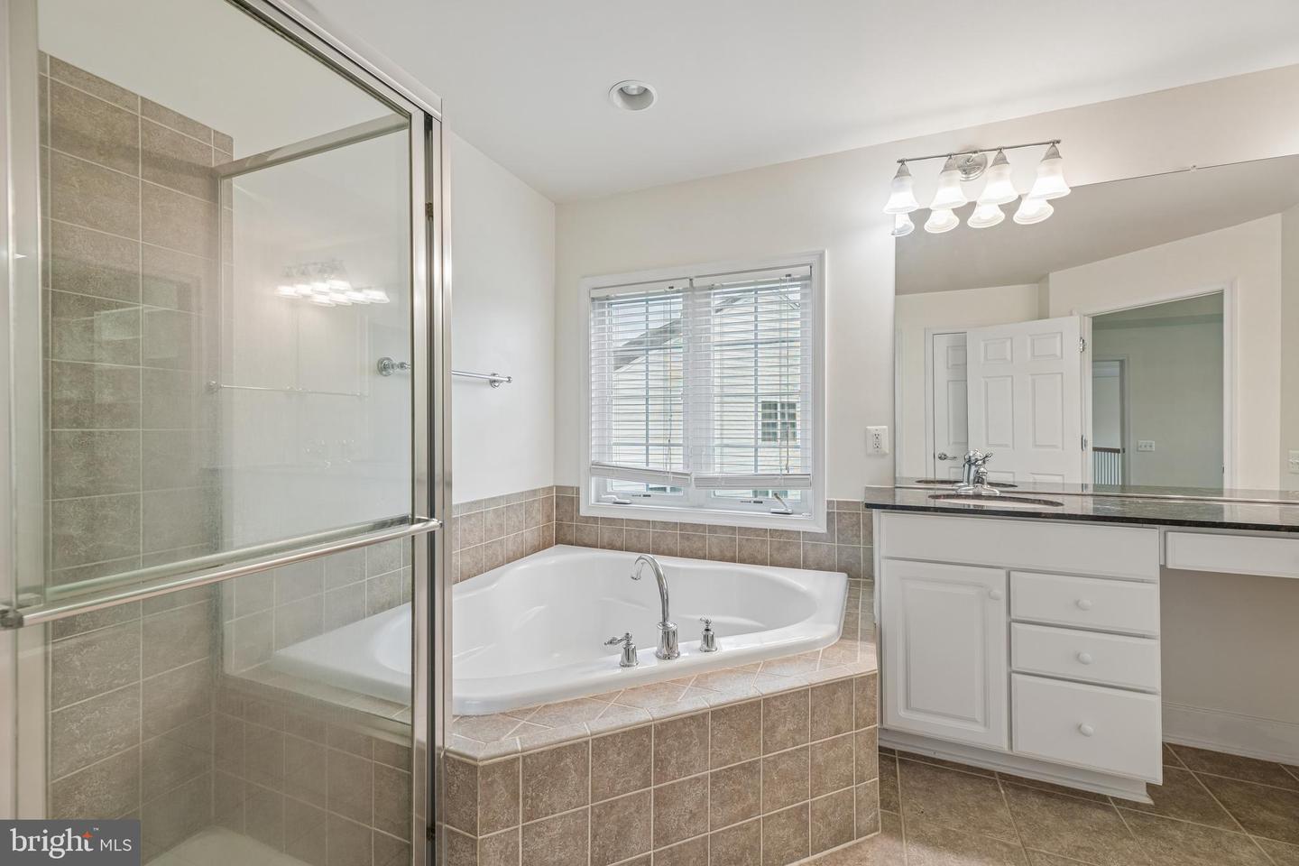 10810 Valley Falls Ct Property Photo 48